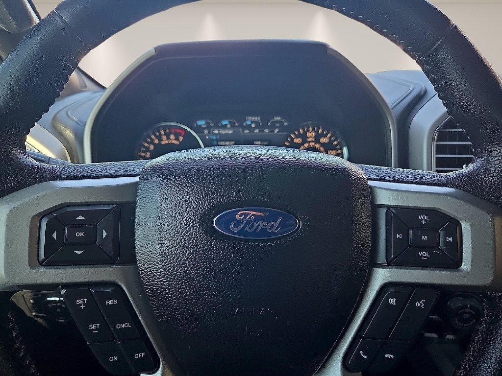 Used 2016 Black Ford Lariat image 24