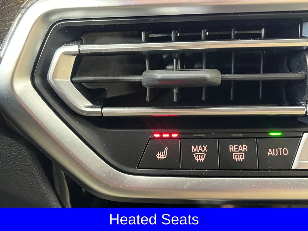 Used 2023 Black BMW xDrive30i image 10