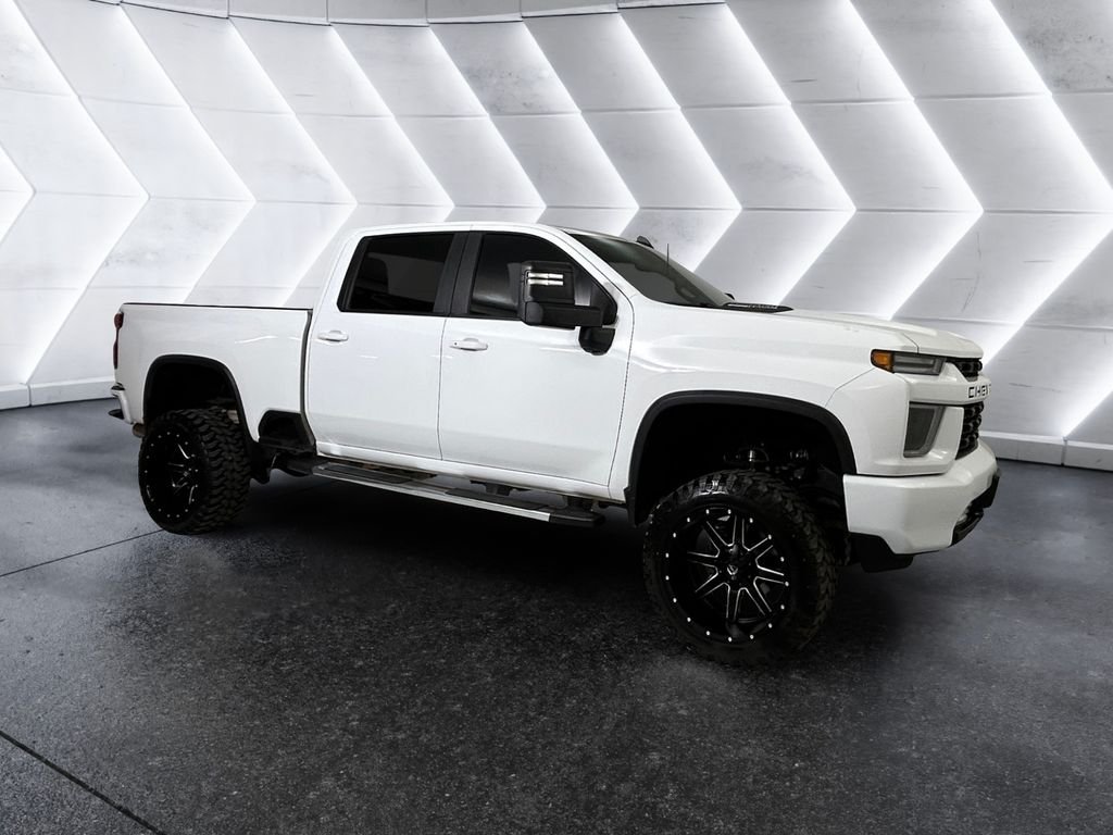 Used 2022 White Chevrolet LT image 1