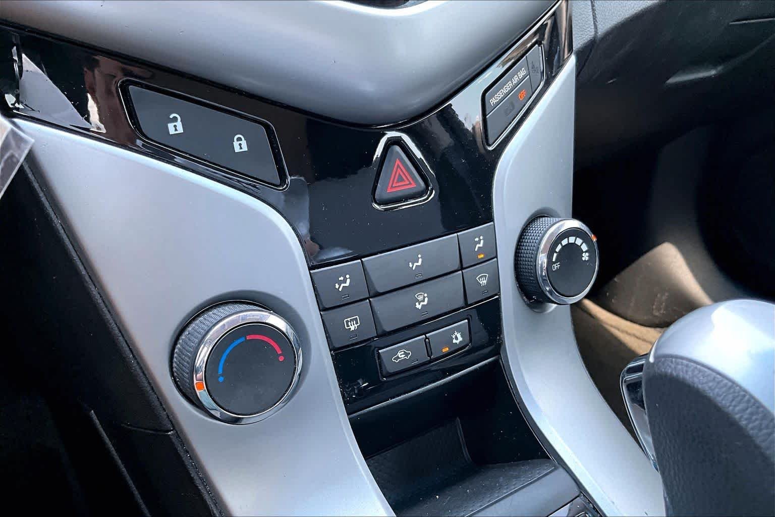 Used 2013 Summit White Chevrolet LS image 31