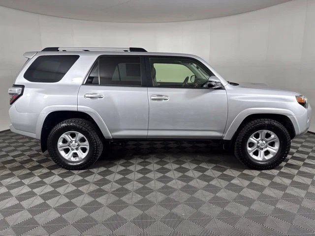 Used 2014 Classic Silver Metallic Toyota Trail Premium image 2