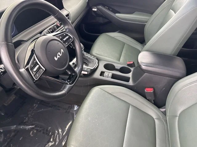 Used 2024 Black Kia SX image 22