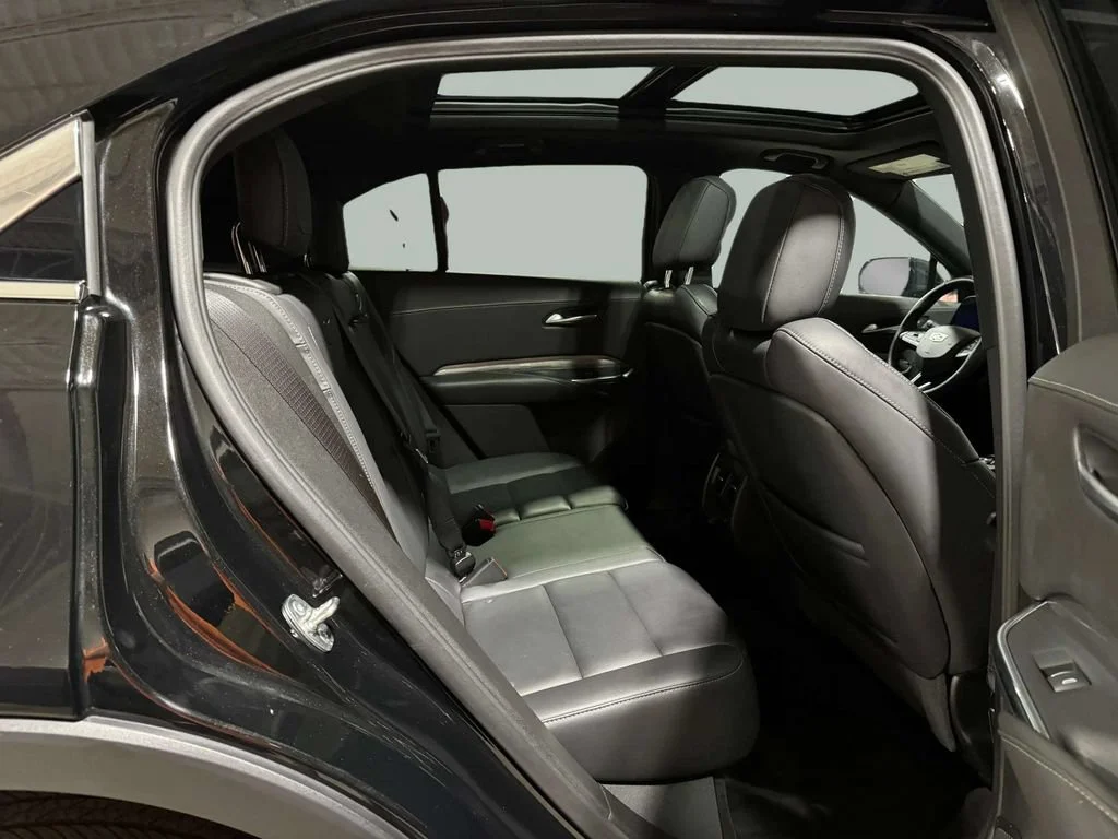 Used 2025 Stellar Black Metallic Cadillac Premium Luxury image 24