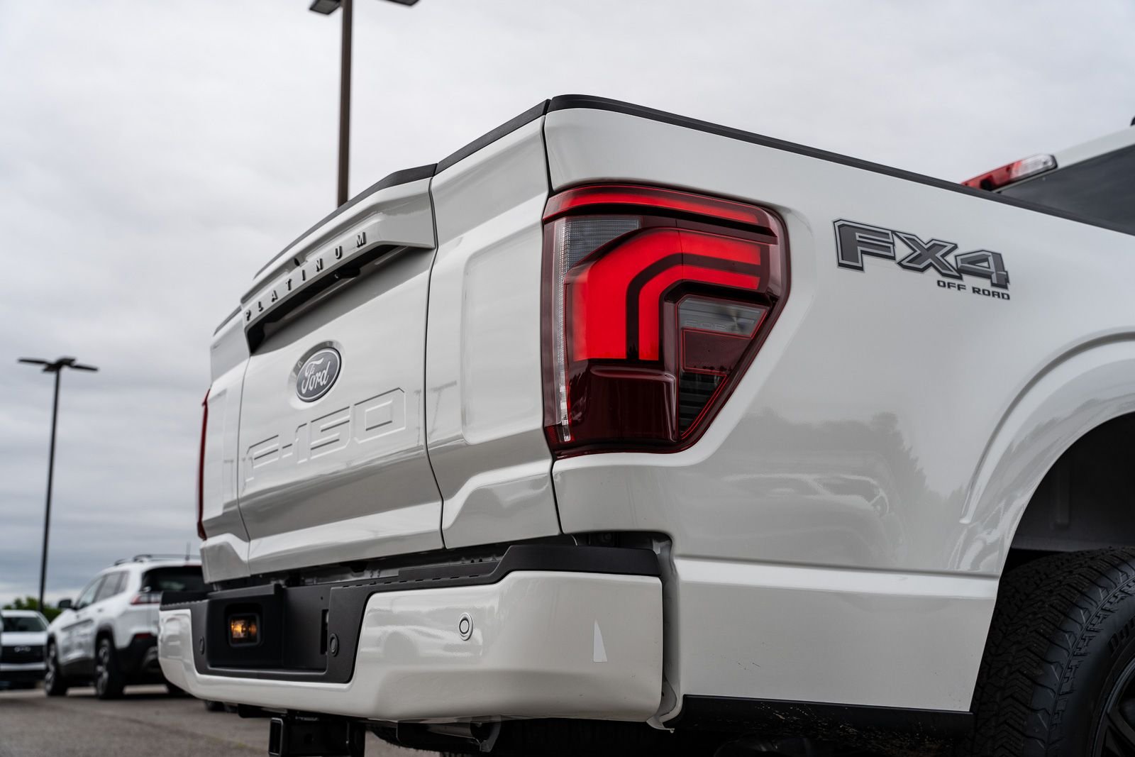 New 2026 Star White Metallic Tri-Coat Ford Platinum® image 11