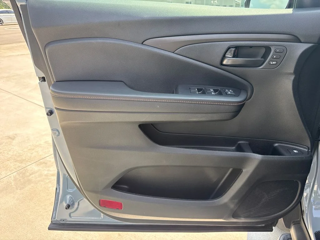 2025 Honda Ridgeline TrailSport - Photo 14