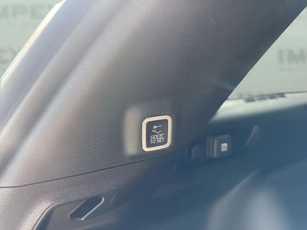 Used 2024 Silver Jeep Altitude X image 29