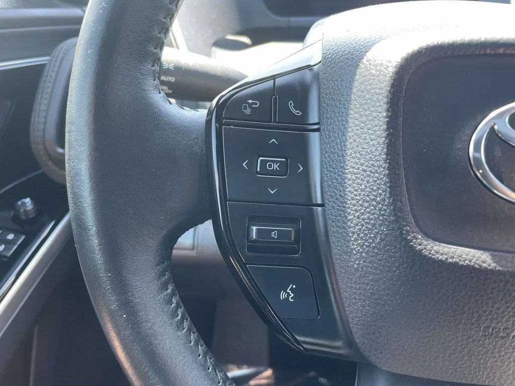 2024 Toyota bZ4X XLE - Photo 33