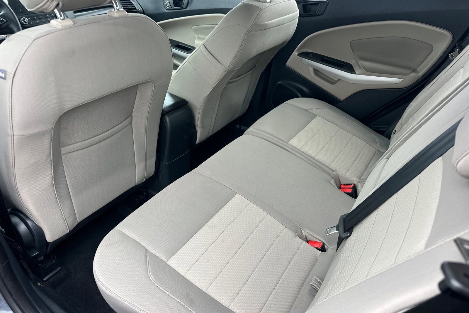Used 2018 Gray Ford S image 14