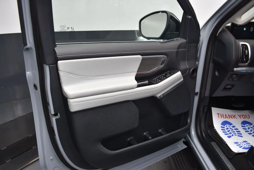 Certified Used 2025 Gray Ford Platinum image 15