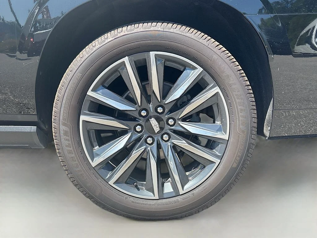 Used 2022 Black Cadillac Sport Platinum image 12