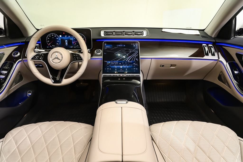 Certified Used 2023  Mercedes-Benz S 580 image 7