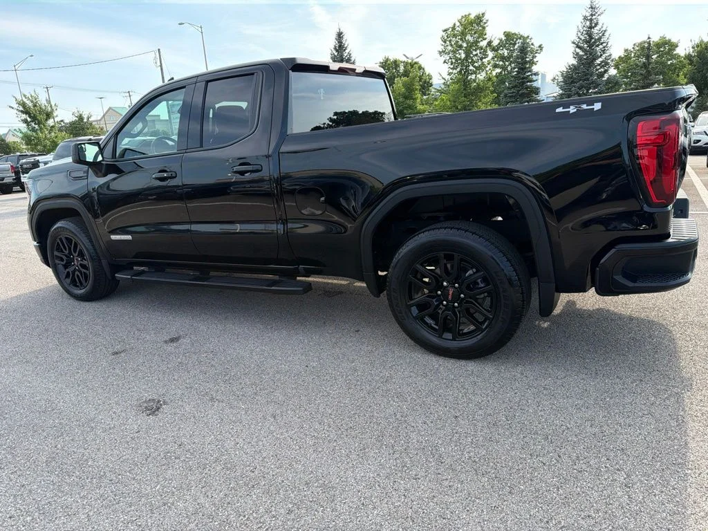 Used 2023 Black GMC Elevation image 5