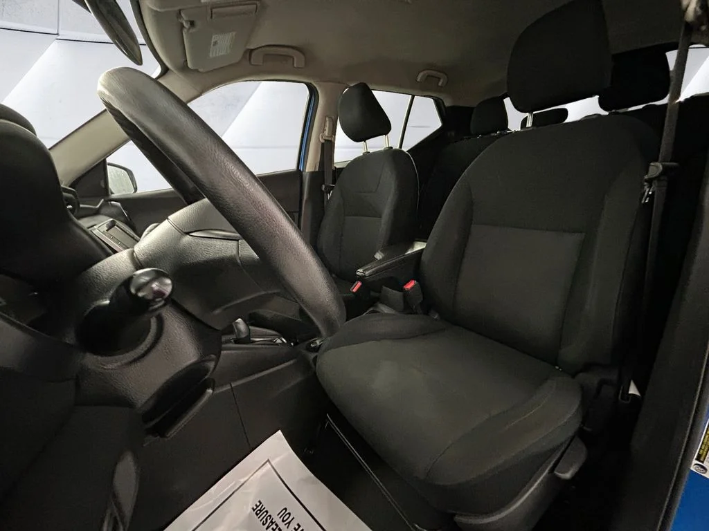 Used 2024 Blue Nissan S image 8