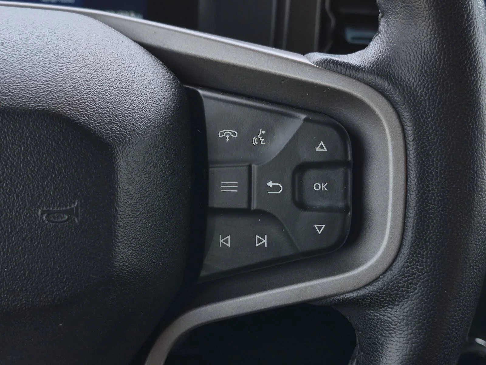 Used 2022 Velocity Blue Metallic Ford Wildtrak image 26