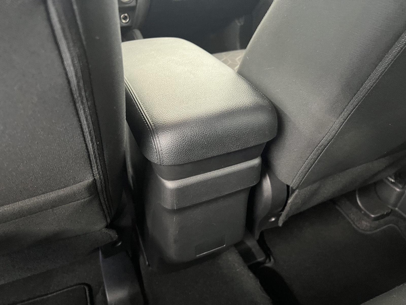 2025 Mitsubishi Outlander Sport ES - Photo 29