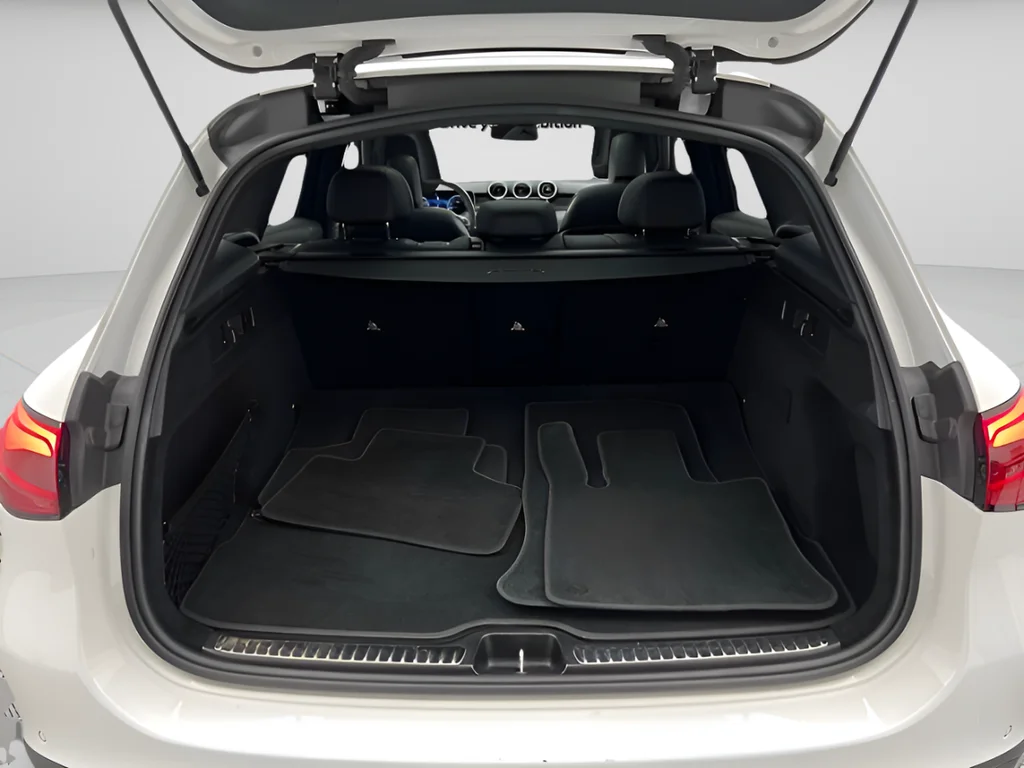 2024 Mercedes-Benz GLC GLC 300 - Photo 34