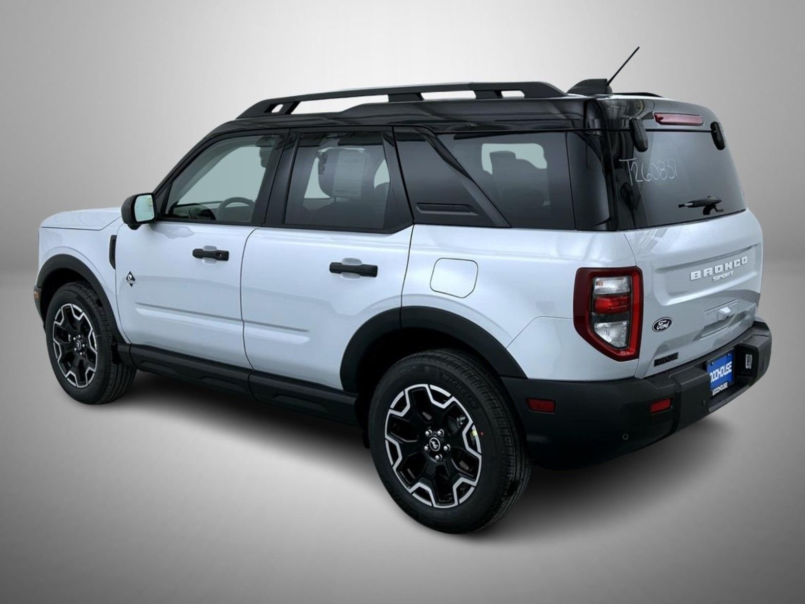 New 2026 Space White Metallic Ford Outer Banks image 7