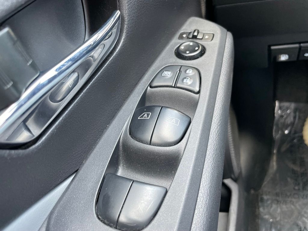 Used 2024 Gray Nissan SR image 22
