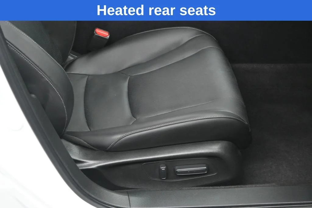 Used 2023  Honda Touring image 11