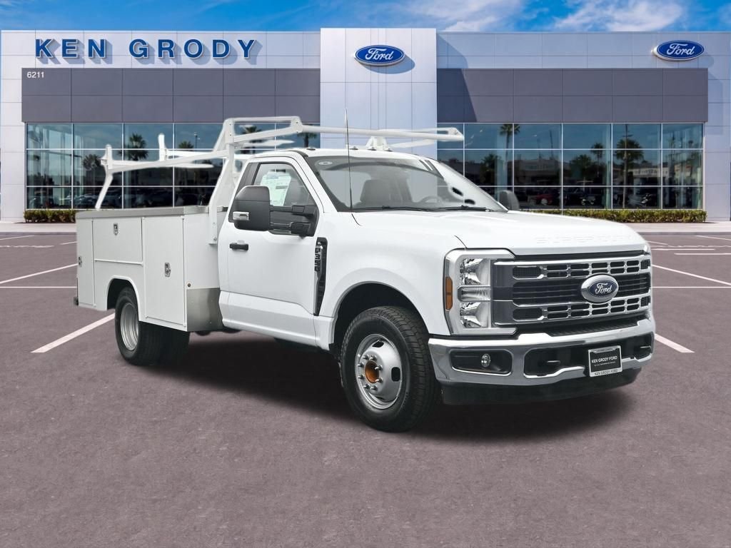 2026 Ford F-350 XL Regular Cab 145-In DRW's photo