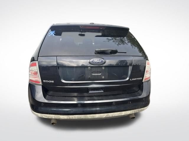 Used 2010  Ford Limited image 3