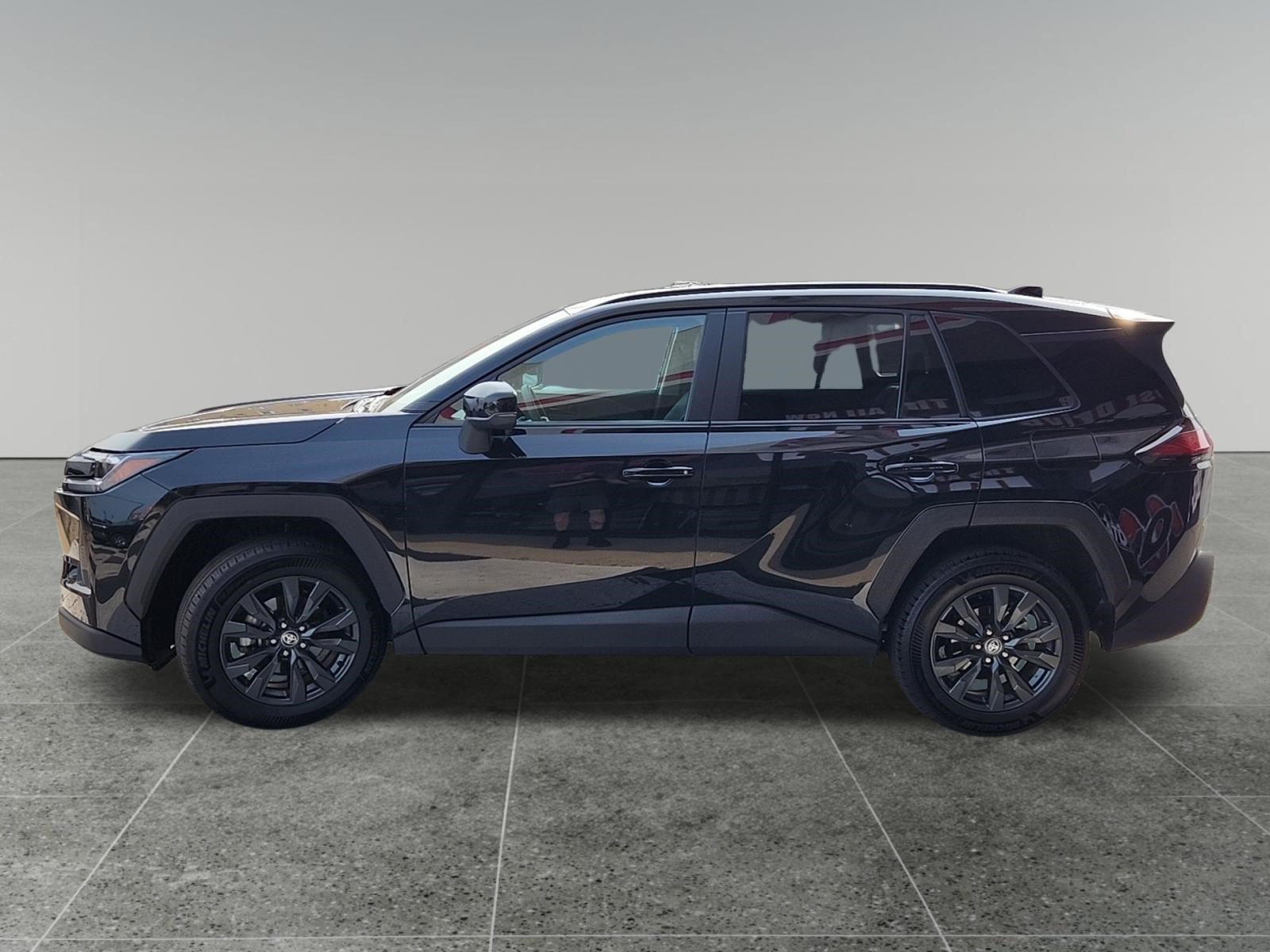Used 2026 Midnight Black Metallic Toyota XLE Premium image 4