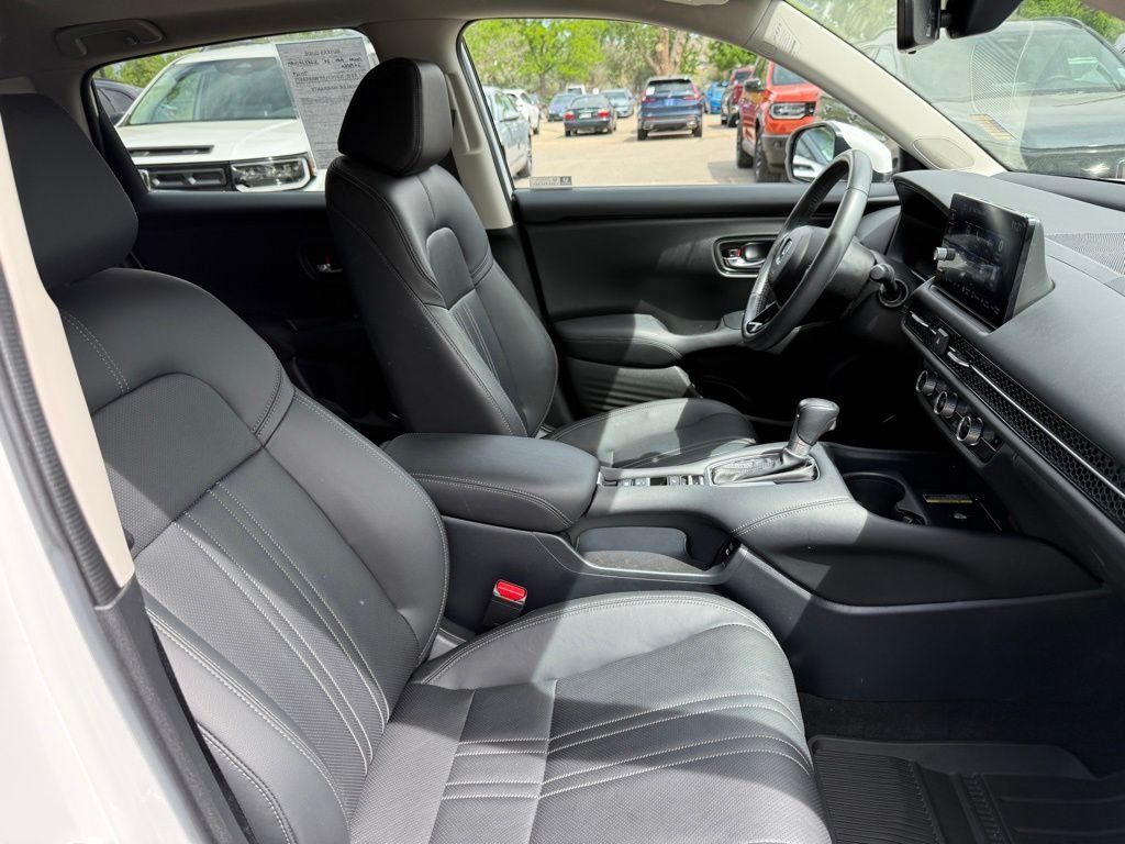 Used 2024 Platinum White Pearl Honda EX-L image 17