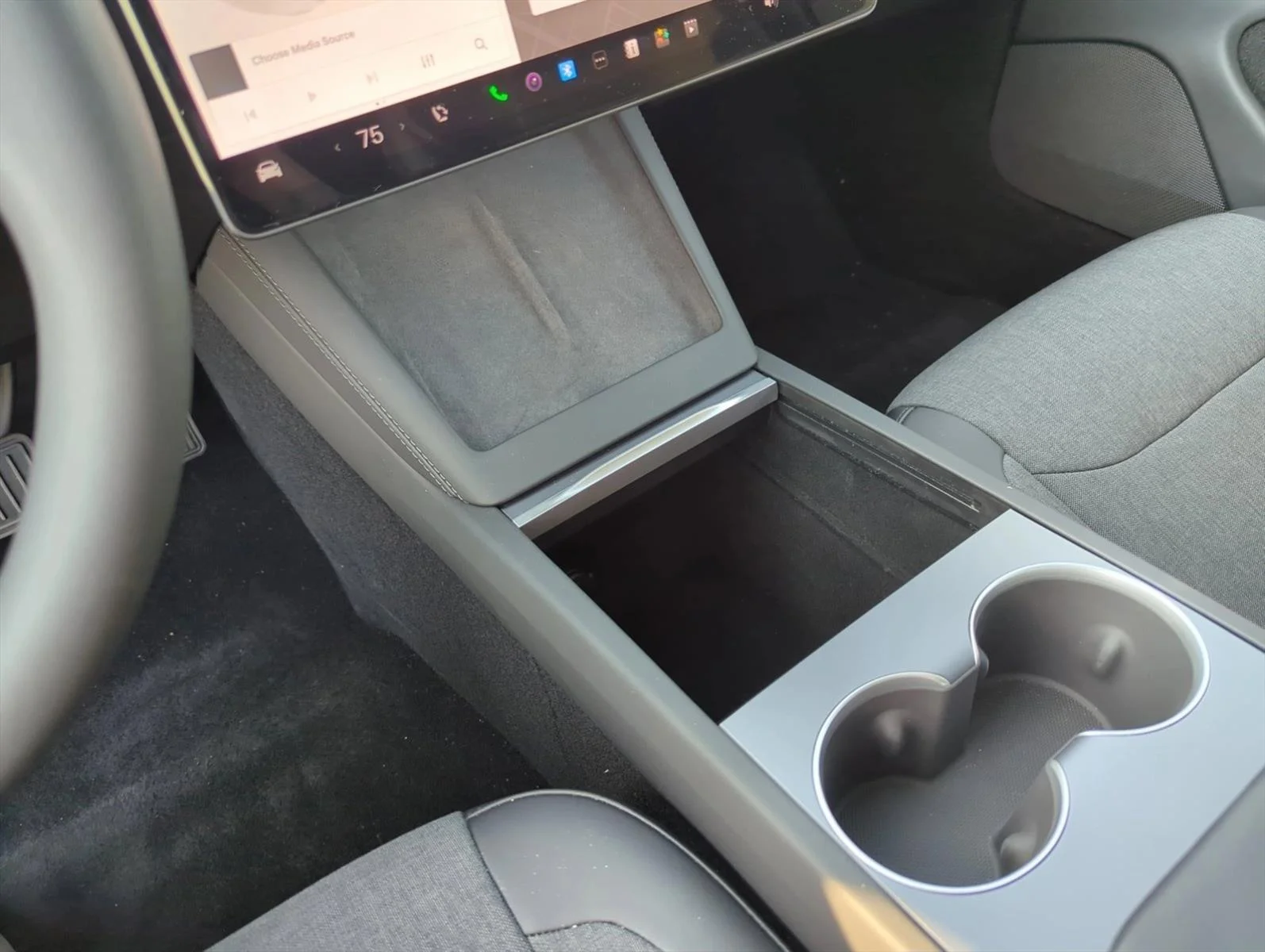 Used 2025 White Tesla Standard image 18