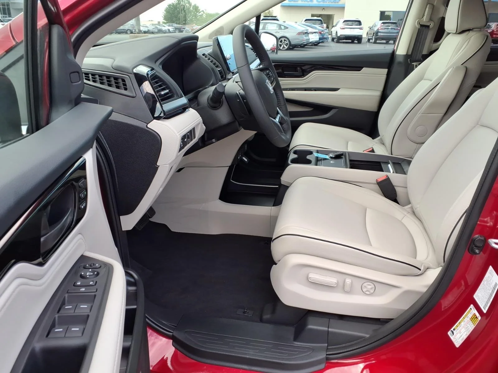 2026 Honda Odyssey Touring - Photo 20