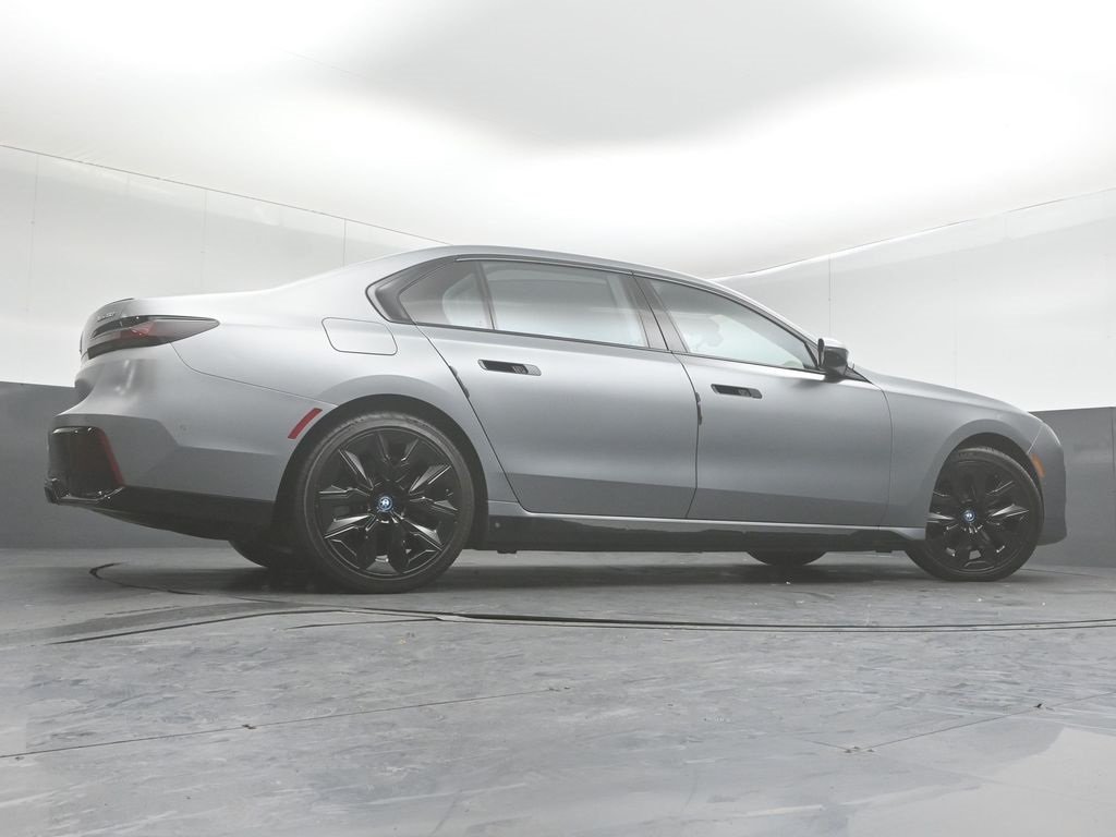 2023 BMW I7 - Image 20