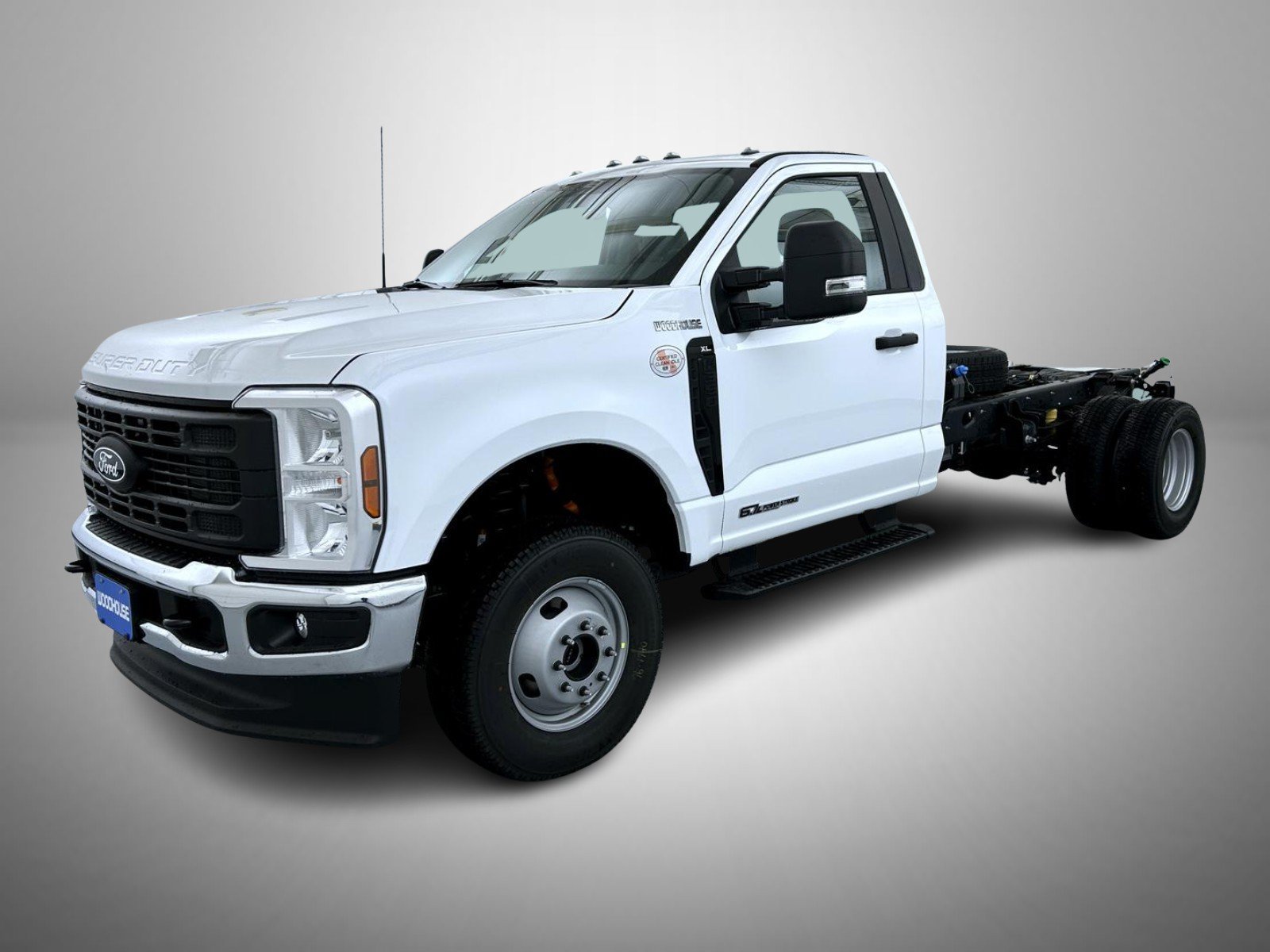 2027 Ford F-350 Super Duty Chassis Cab