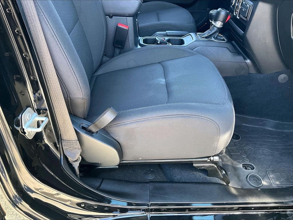 Used 2023 Black Clearcoat Jeep Sahara image 33