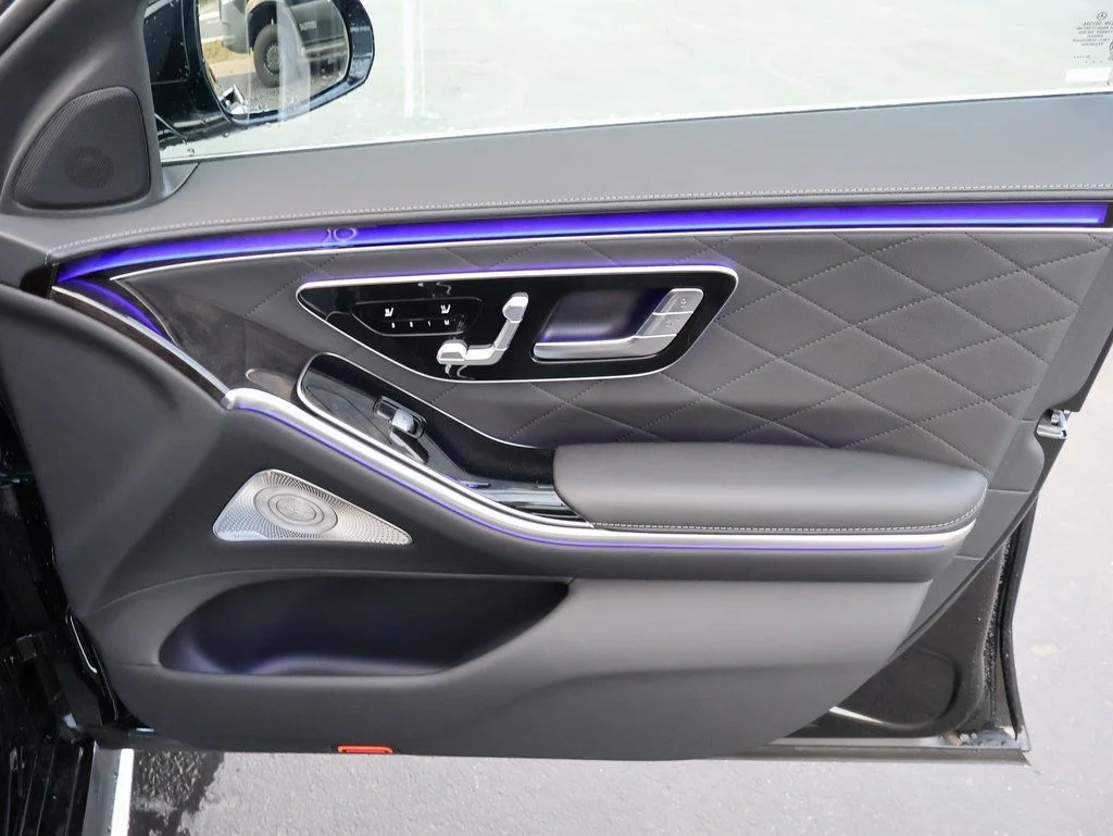New 2026 Black Mercedes-Benz S 580 image 13