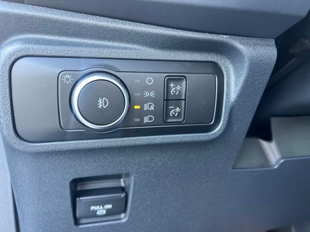 Used 2026 Oxford White Ford Badlands image 24