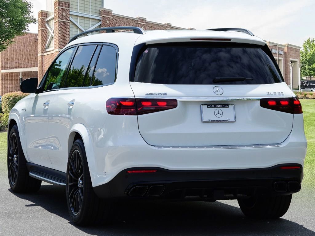 New 2026 MANUFAKTUR Moonlight White Metallic Mercedes-Benz GLS 63 AMG® image 63