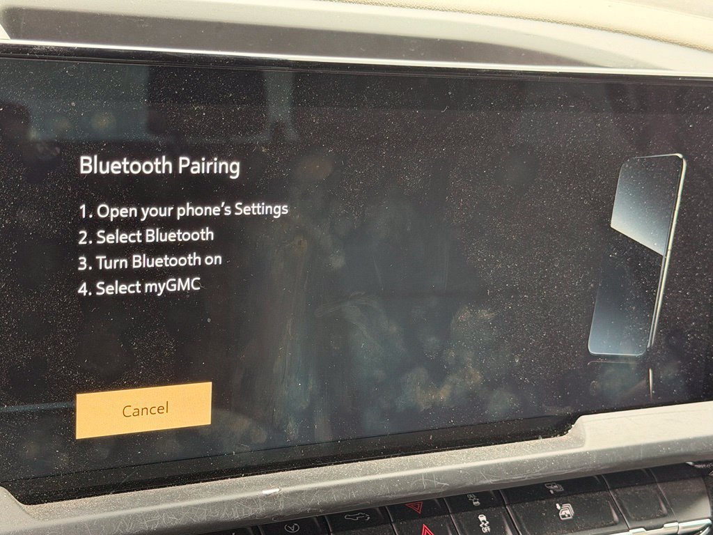 Certified Used 2023 White GMC SLT image 33