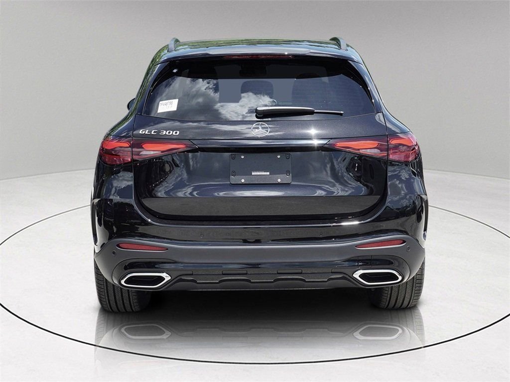 2026 Mercedes-Benz GLC Base - Photo 5