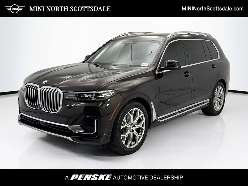 Used 2022 Brown BMW xDrive40i image 1