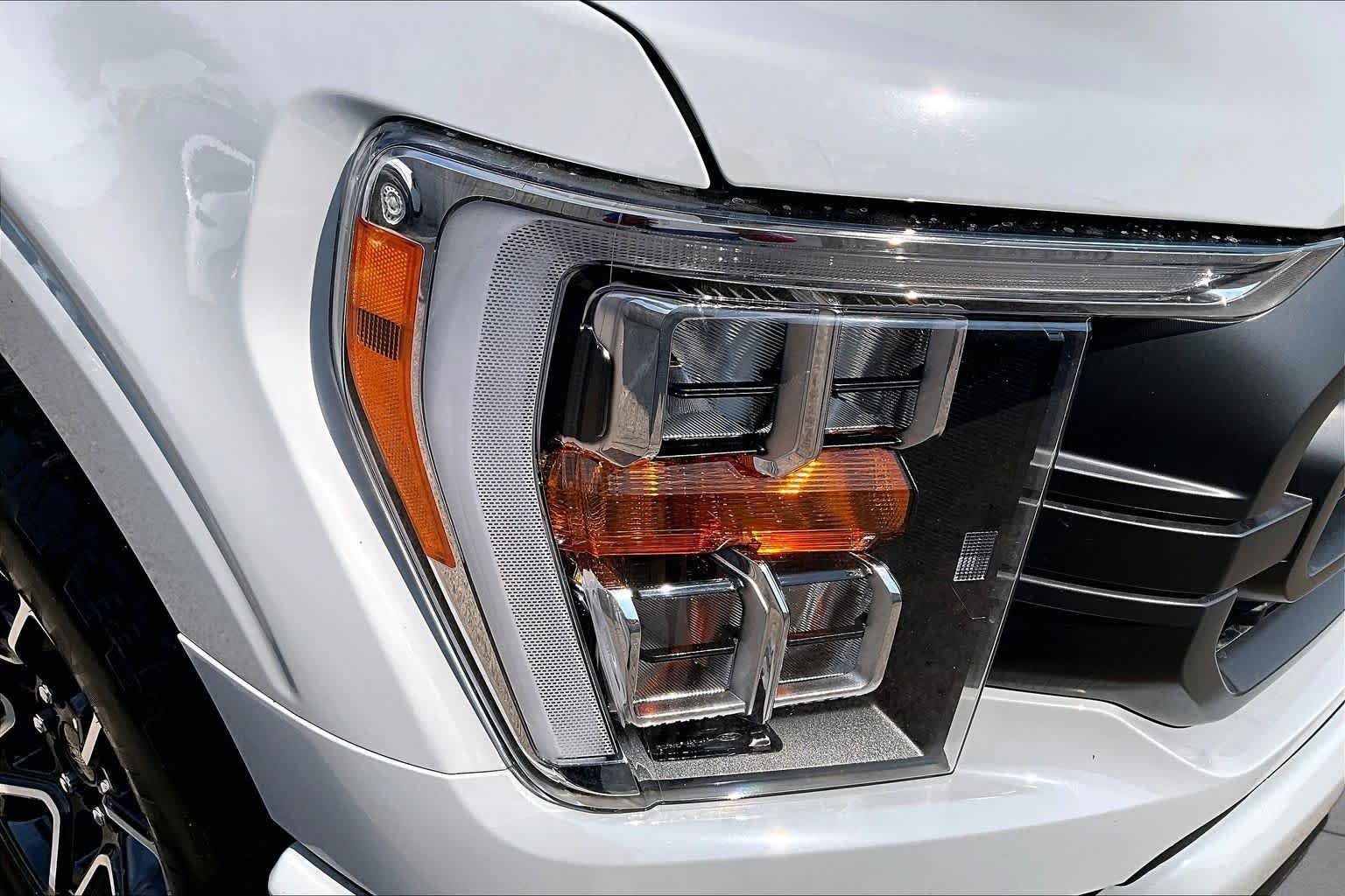 Certified Used 2023 Avalanche Gray Ford XLT image 30