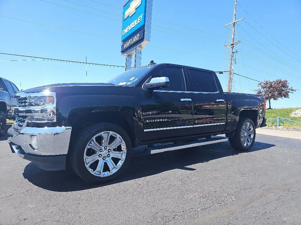 Used 2017 Chevrolet Silverado 1500 LTZ with VIN 3GCUKSEC9HG120512 for sale in Kansas City