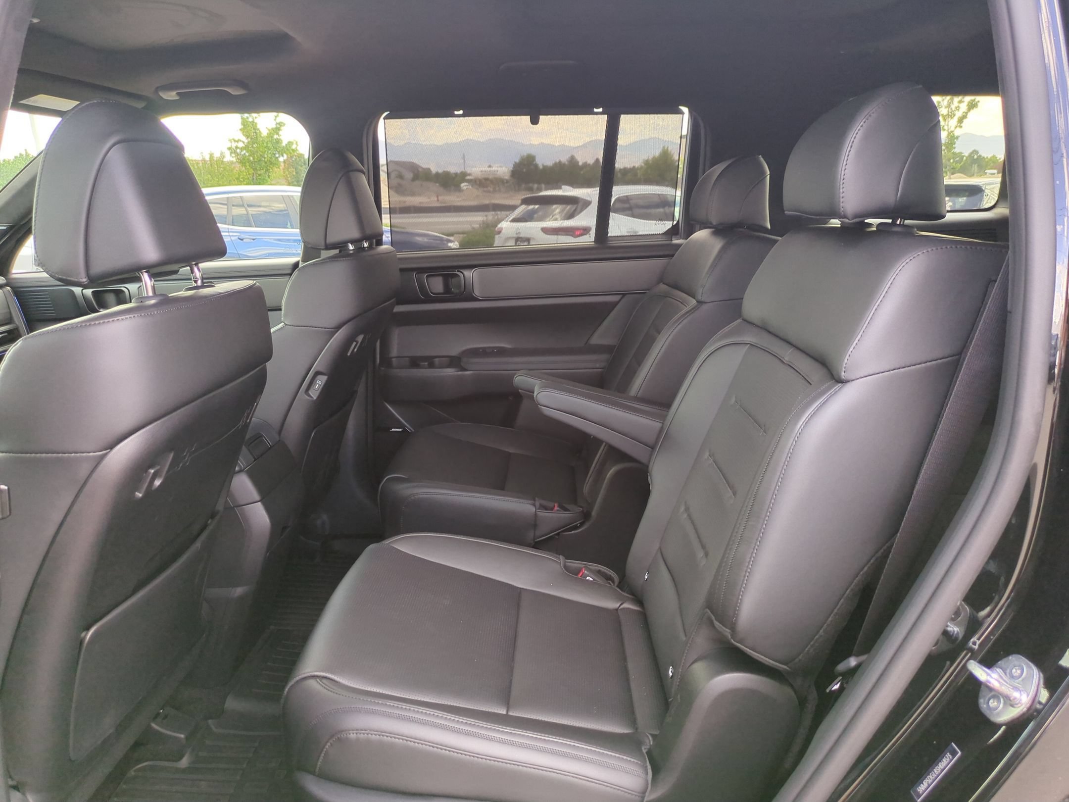 Used 2025 Phantom Black Hyundai Calligraphy image 28