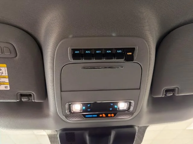 New 2026 Oxford White Ford F-250® Lariat® image 32