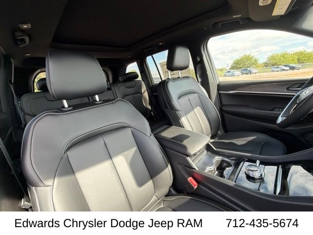 New 2027 Fathom Blue Pearlcoat Jeep Limited image 32
