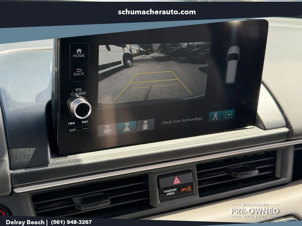 Used 2023 Silver Honda Touring image 23