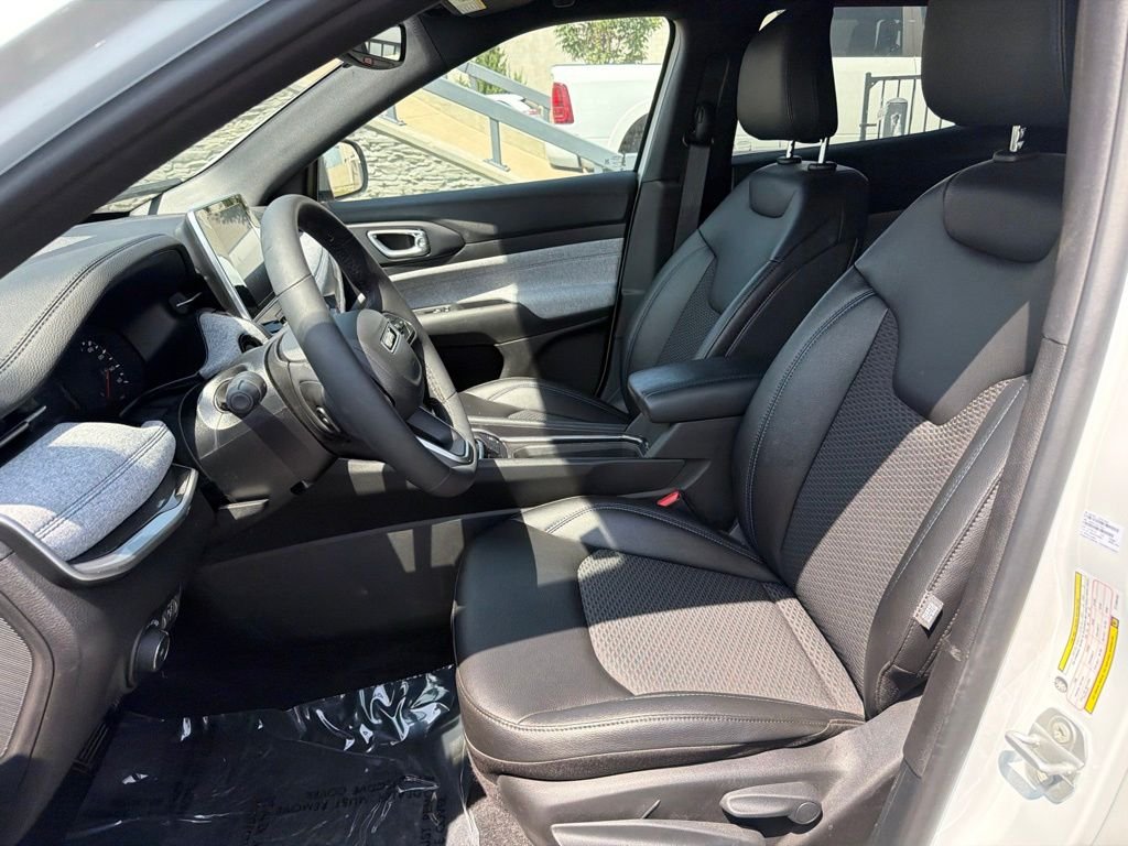 2026 Jeep Compass Latitude - Photo 10