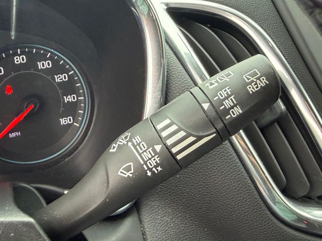 Used 2019 Pacific Blue Metallic Chevrolet LT image 33