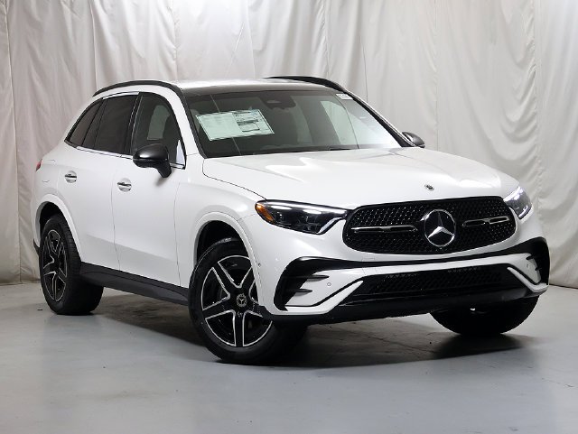 New 2027 Polar White Mercedes-Benz GLC 300 image 1