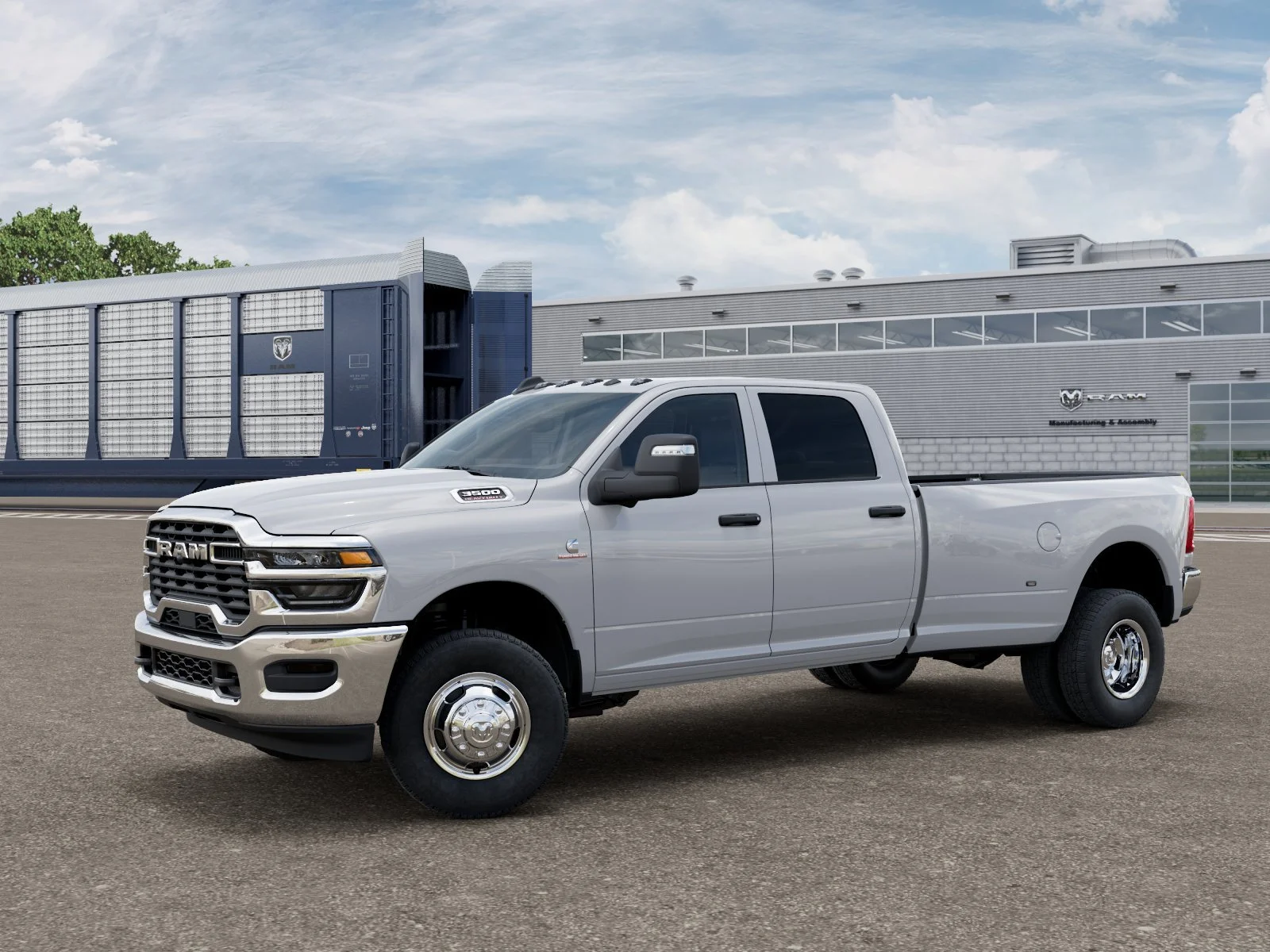 New 2026 Bright White Clear-Coat Exterior Paint RAM Tradesman image 2