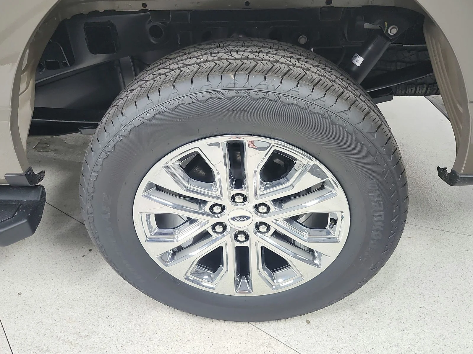 New 2026 Gray Ford Lariat image 55
