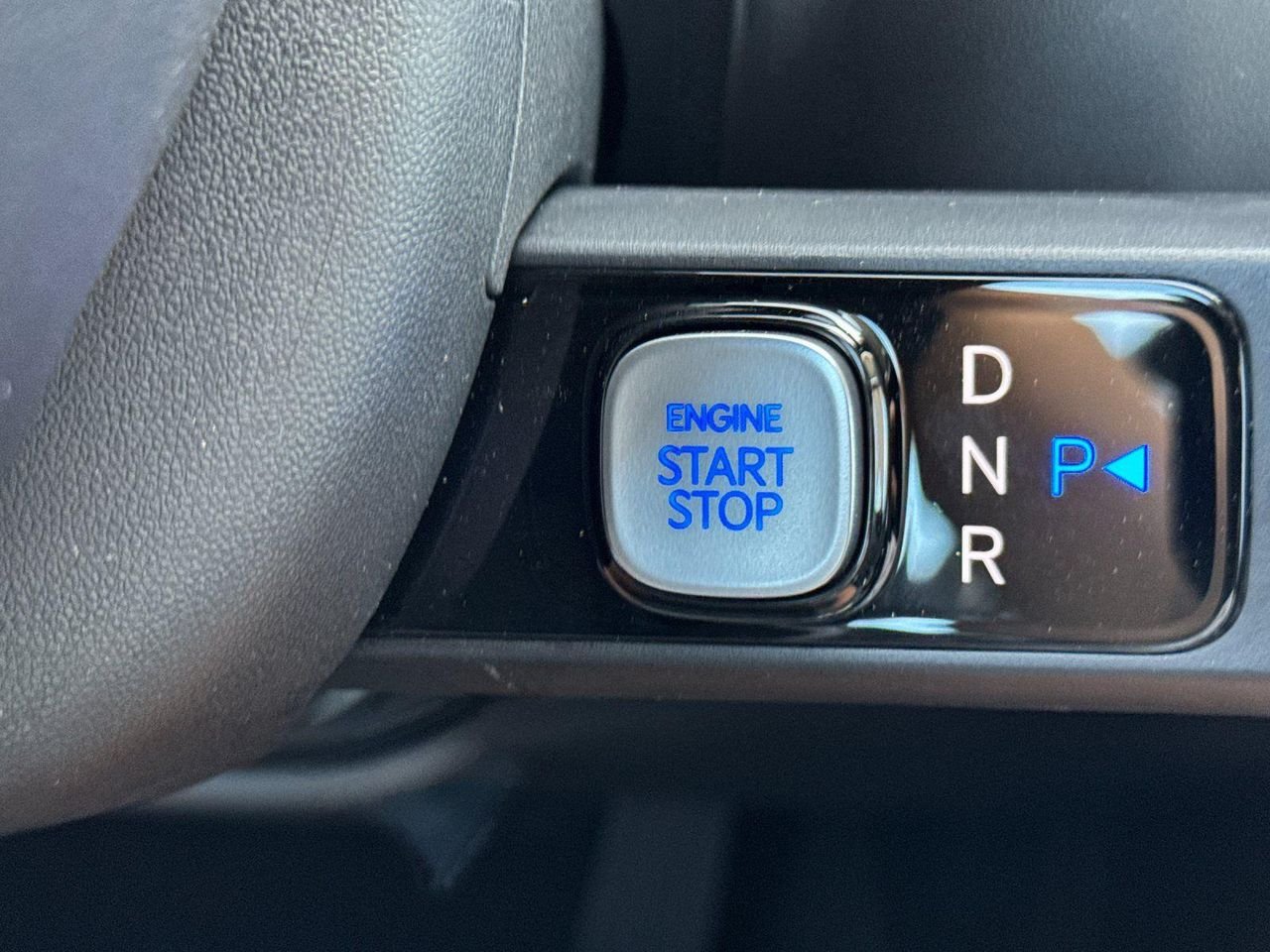 New 2026 Gray Hyundai Blue SEL 8P image 21